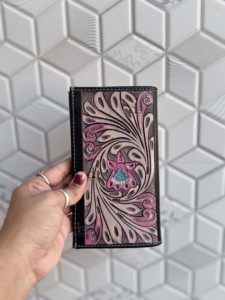 Nueva Cartera Larga para Hombre, Hecha a Mano con Grabado, Cuero Genuino, en Oferta, Moderna y Elegante, Tarjetero, Uso Diario Unisex - Product Image 4