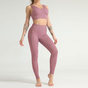 Meilleur design, impression personnalisée professionnelle, ensembles de yoga pour femmes, marque privée, à carreaux, 2 pièces, 100% polyester, léger, respirant - Product Image 1