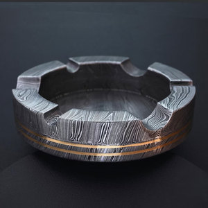Cendrier en acier Damas durable, cendrier en métal de qualité supérieure pour cigarettes et cigares, accessoire décoratif pour la maison et la table - Product Image 4