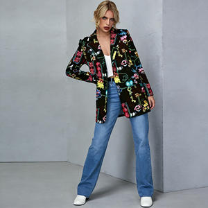 Oferta en Temu: Blazer informal para mujer con estampado vibrante de grafiti, manga larga, abertura frontal, ideal para uso diario y fin de semana. - Product Image 5