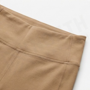 ชุดโยคะสำหรับผู้หญิงไซส์ใหญ่ เอวยางยืด ระบายอากาศได้ดี น้ำหนักเบา สองชิ้น ลายเรียบ สวมใส่สบาย - Product Image 5