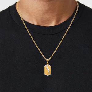 Collar con colgante de oro con motivo de pantera saltando y diamantes - Product Image 5