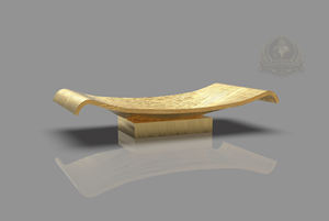 Bandeja de Centro Rectangular Escultural Abstracta Moderna de Lujo, de Acero Inoxidable Ecológico, Dorada, Accesorio Decorativo de Alta Gama - Product Image 3