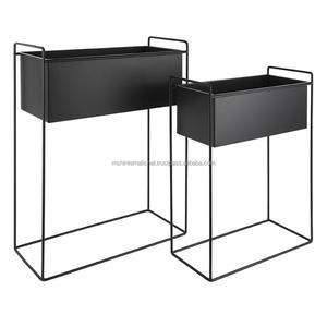 Fournisseur et grossiste de jardinières en métal pots de jardinière faits à la main de qualité supérieure forme ronde jardinière décorative fantaisie en métal - Product Image 3