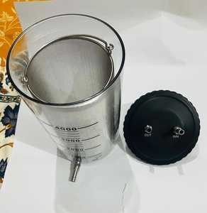 Récipient manuel réutilisable pour la collecte de graisse 4000 ml en acier inoxydable avec filtre, pour aspiration par liposuccion, autoclavable, chirurgical - Product Image 4