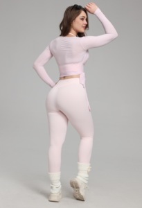 Ensemble de yoga 2 pièces pour femme, haut court dos nu à col en V profond, pantalon long taille haute, couleur unie, design torsadé, vêtements de sport sans couture - Product Image 2