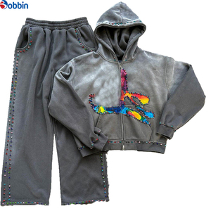 Conjunto Deportivo Elegante con Pedrería Brillante para Unisex, Sudadera con Capucha Ajustada, Cómodo y Moderno - Product Image 5