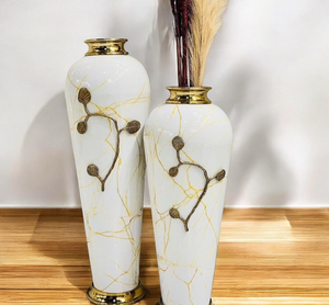 Jarrón de Piso Moderno de Latón Blanco con Diseño de Hojas Doradas, Hecho a Mano, de Alta Calidad, Resistente al Óxido, Decoración para Bodas, San Valentín, Unicornio - Product Image 3