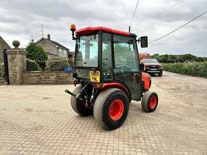 For B2230 22HP 4WD Diesel Compact Tractor with Gear Drive Full Glass Cab Grass Tyres High/Low/Medium Box 3-Year Warranty - Product Image 2