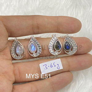 Boucles d'oreilles pendantes personnalisées en argent sterling 925 avec cabochon en pierre de lune, fabrication OEM ODM, marque privée, vente en gros - Product Image 1