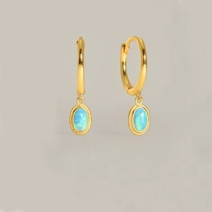 Pendientes de Aro con Ópalo Verde Oscuro - Pendientes Colgantes con Engaste de Plata de Ley 925, Joyería de Piedra Preciosa Lisa de Forma Ovalada, Regalo para Ella - Product Image 6