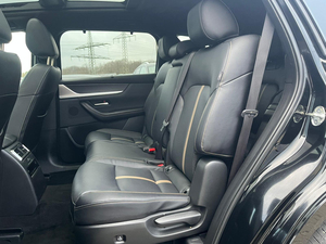 Mazda CX-80 d'occasion 2025, 6 cylindres, puissance (254 ch), carburant diesel, 4 roues motrices, 4x2, 2 essieux, 3,3 L, Euro 6e, transmission automatique, conduite à gauche - Product Image 5