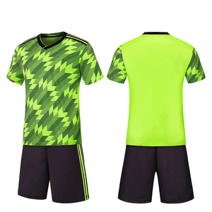 Ropa Deportiva para Hombre de Calidad OEM a Precio Económico, Secado Rápido, Logotipo Personalizado, Uniforme de Fútbol para Adultos, Jersey de Fútbol - Product Image 5