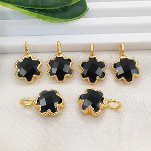 Breloques en Onyx Noir Électroplaqué Forme Étoile 10mm, Breloques Étoile Briolette en Cuivre Électroplaqué pour Fabrication de Bijoux Faits Main, Breloque en Onyx Noir - Product Image 1