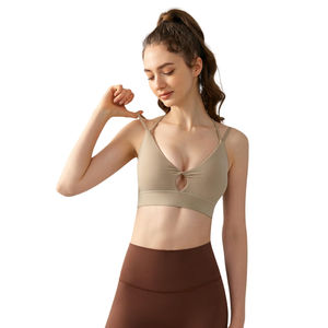 Soutien-gorge de sport sans coutures à bretelles, confortable, extensible, respirant, à maintien élevé, idéal pour le fitness et la gym - Product Image 3
