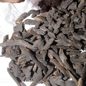Oud Wood Chips Premium Agarwood Bangladesh Ant Oud Wood Chips AWC Rich Resin Layers, Sweet Smoky Oud for Perfume Making - Product Image 2