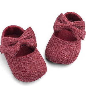 Chaussures pour bébé tricotées sur mesure avec nœud, style doux, nouveau-né, printemps, respirantes, en coton - Product Image 4