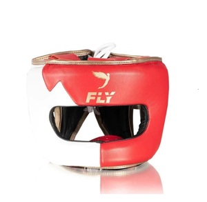 Ensemble de boxe personnalisé en cuir de vachette véritable avec sangle réglable, comprenant des gants de boxe, un casque et une protection inguinale - Product Image 4