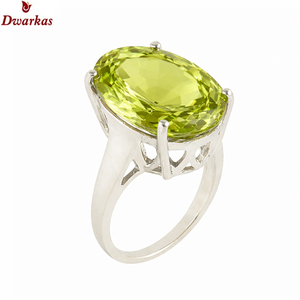 Anillo de plata de ley 925 con piedra de peridoto natural clásica, el más vendido, para bodas y fiestas, disponible al por mayor. - Product Image 1