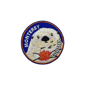 Écussons brodés de luxe personnalisés, badges de créateur à coudre ou à repasser pour vêtements et accessoires de mode - Product Image 5