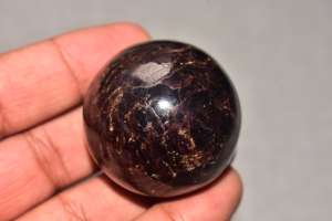 ลูกบอลคริสตัลโกเมนสีแดงขายดีที่สุด ลูกบอลคริสตัลโกเมนดิบ ลูกบอลคริสตัลบำบัด - Product Image 4