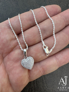 Colgante de Lujo de Plata 925 Bañado en Oro con Moissanita en Forma de Corazón, Engaste de Bisel y Corte Brillante Redondo, Joyería para Regalo y Uso Diario - Product Image 6