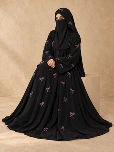 Abaya noire en mousseline brodée grande taille avec ensemble niqab et hijab assortis, robe longue de soirée islamique modeste - Product Image 3