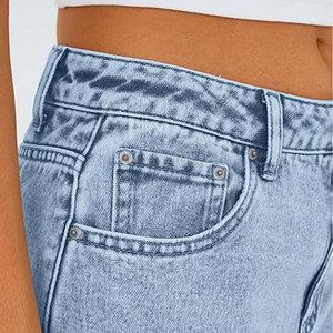 Jeans Mom Fit de haute qualité avec taille haute classique, silhouette décontractée, coupe confortable pour un usage quotidien et des tenues tendance - Product Image 6