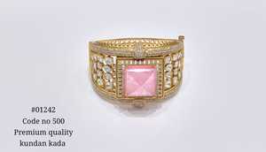 Bracelet Kundan plaqué or 01242, double pierre magique, manchette ouverte, pierre centrale carrée, pour femme, idéal mariage et soirée - Product Image 5