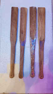 SANIYA HANDICRAFT 23 pulgadas Natural Acacia Zapato de madera Cuerno Mango largo Forma delgada Artesanías de madera hechas a mano - Product Image 4