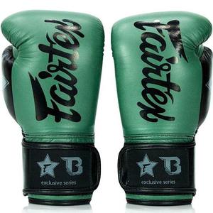 นวมชกมวยไทย Fairtex ปักโลโก้และออกแบบได้ตามต้องการ คุณภาพสูง ผลิตจากหนังวัวแท้ สำหรับฝึกซ้อม - Product Image 2