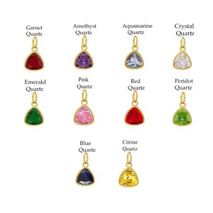 Pendentif en quartz aigue-marine facetté en forme de triongule, plaqué or, avec monture minimaliste, vente en gros de bijoux - Product Image 2