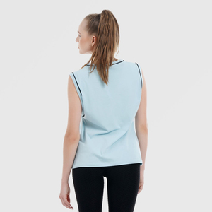 Débardeurs de sport personnalisés pour femmes, coupe ajustée, sans manches, respirants, pour la gym, le yoga et le fitness, fabrication OEM - Product Image 4