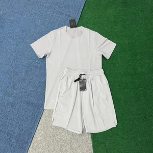 Ensembles d'été 100 % coton pour hommes, t-shirts à col rond et shorts, fabriqués au Pakistan, design de haute qualité, ensembles de t-shirts pour hommes - Product Image 3