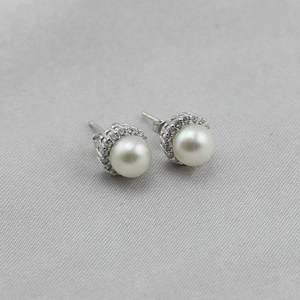 S925 <b>Silver</b> <b>Pearl</b> <b>Earrings</b> 6.5-7mm High Quality Flawless Freshwater Round <b>Pearls</b> Small Fresh Fashionable Design - Product Image 4