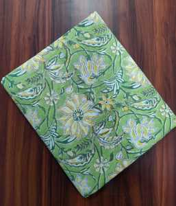 Tela de algodón ligera con estampado de bloques, tela de algodón suave de primera calidad para vestidos y proveedor mayorista de exportación, proveedor de pedidos al por mayor. - Product Image 5