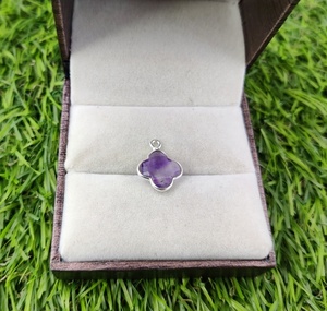 Colgantes de piedra con forma de trébol y amatista Natural, joyería de moda, venta al por mayor - Product Image 6
