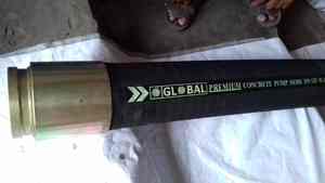 Tuyau de pompe à béton en caoutchouc industriel avec raccord en laiton, tuyau de distribution flexible haute résistance pour entrepôt de construction - Product Image 2