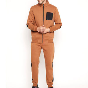 Conjunto Deportivo 2 en 1 con Sudadera con Borde Crudo y Pantalones Flayer, Totalmente Estampado, Estilo Urbano, Unisex, 100% Algodón - Product Image 1