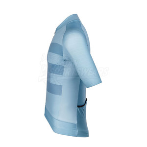 Maillot de cyclisme personnalisé léger à séchage rapide 100% polyester avec maille respirante pour le confort quotidien des hommes lors de leurs sorties à vélo - Product Image 3