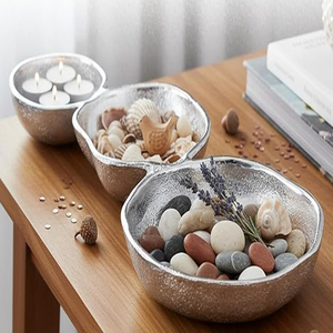 Ensemble de 3 bols décoratifs en laiton robuste, finition argent brillant, pour snacks, chips et trempettes, idéal comme centre de table - Product Image 3