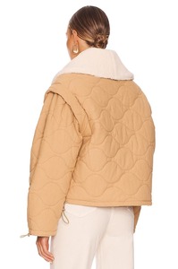 Trex Export Quilted <b>Jacket</b> With Faux Fur Lining Beige <b>Short</b> Length Thick Polyester Wadding Winter Casual Style Single Button - Product Image 4