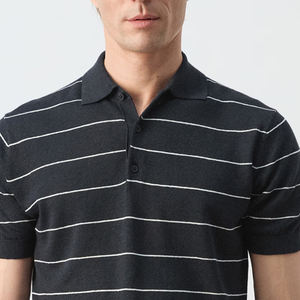 Polo de algodón puro de alta calidad para hombre con detalle de cuello vuelto a medida, diseño elegante con logotipo personalizable a precio económico. - Product Image 2