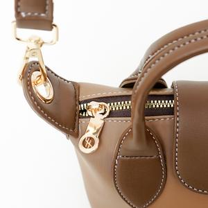 Sac à bandoulière/sac à main pour femme en cuir synthétique vintage 2025, imperméable, de qualité supérieure, durable, grande capacité, printemps été - Product Image 4