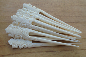 Épingle à cheveux artisanale en os de buffle |   Design solide et élégant, artisanat naturel - Product Image 3