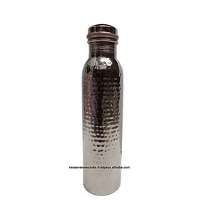 Botella de agua de acero inoxidable de diseño martillado de alta calidad estándar 1000ML Perfecta para viajes de gimnasio y uso de oficina - Product Image 5