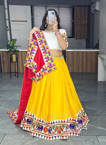 Lehenga Choli Amarillo de Algodón con Estampado en Relieve de Secado Rápido para Navratri, Vestido Largo para Mujer, Traje Tradicional para Fiestas Garba Dandiya y Festivales Chaniya - Product Image 2