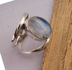 Natural Rainbow Moonstone <b>Ring</b> 925 Sterling Silver Jewelry Blue Fire Gemstone <b>Ring</b> Vintage Style <b>Statement</b> <b>Ring</b> for Women - Product Image 4