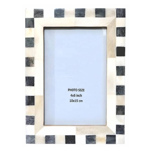 Marco de Fotos Hecho a Mano con Incrustaciones de Hueso y Rayas Blancas y Negras, Diseño Rectangular Vertical de 4x4" a 8x10" para Decoración de Mesa - Product Image 4