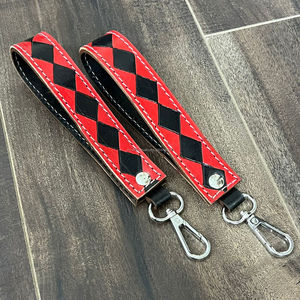 Bracelet en cuir à carreaux de haute qualité porte-clés fabricant logo personnalisé porte-clés en métal en cuir de vachette véritable bracelet de luxe - Product Image 4